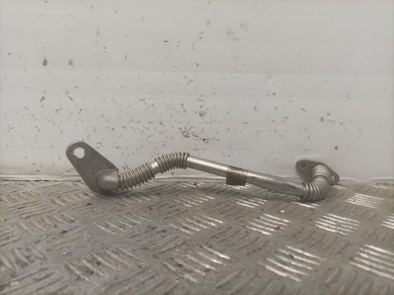 Recambio de tubo turbocompresor para opel insignia berlina cosmo referencia OEM IAM 55566148  