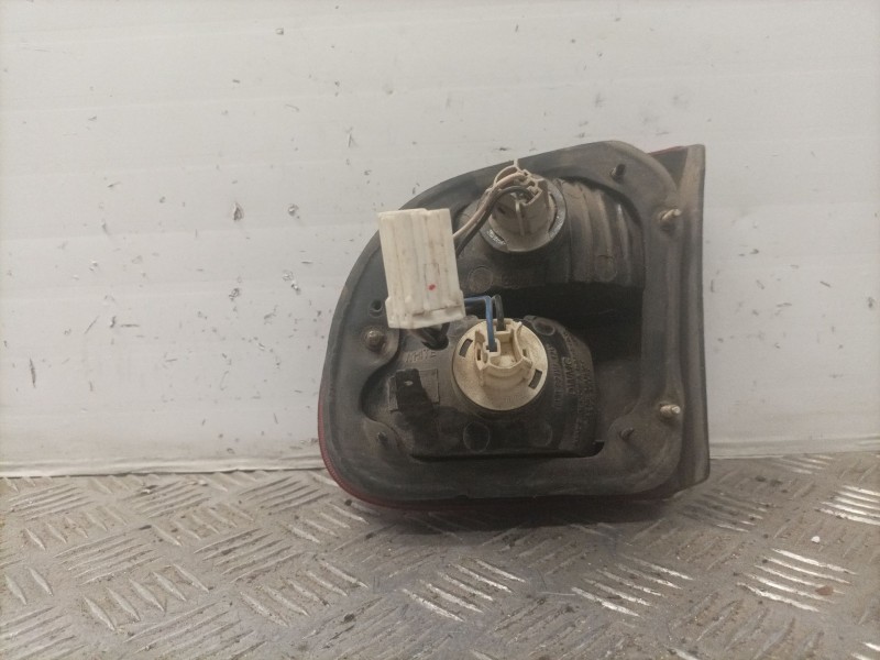 Recambio de piloto trasero izquierdo para daewoo lanos referencia OEM IAM   