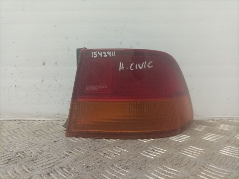 Recambio de piloto trasero derecho para honda civic berlina (eg/eh) referencia OEM IAM   