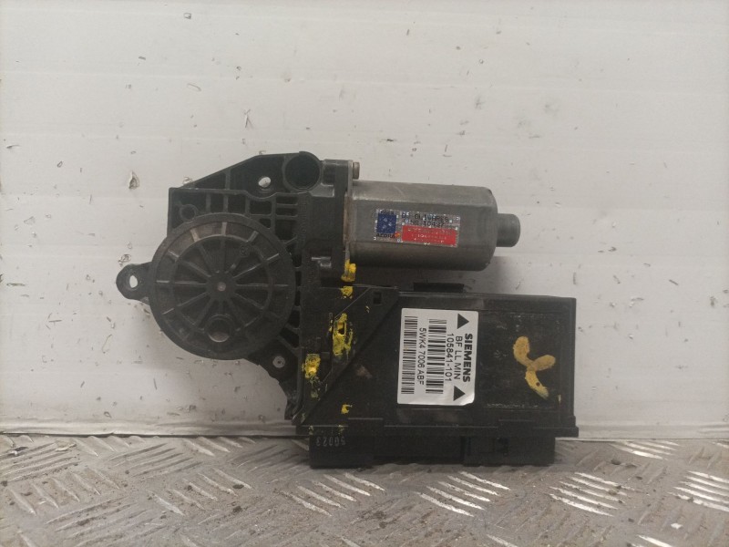 Recambio de motor elevalunas delantero derecho para audi a4 berlina (8e) referencia OEM IAM 105841101 5WK47006ABF 