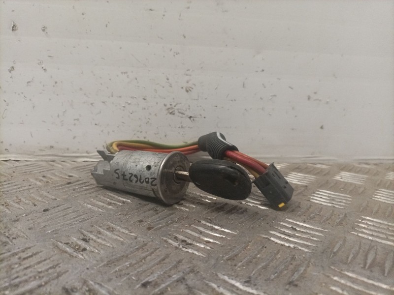 Recambio de conmutador de arranque para renault megane i classic (la0) referencia OEM IAM   