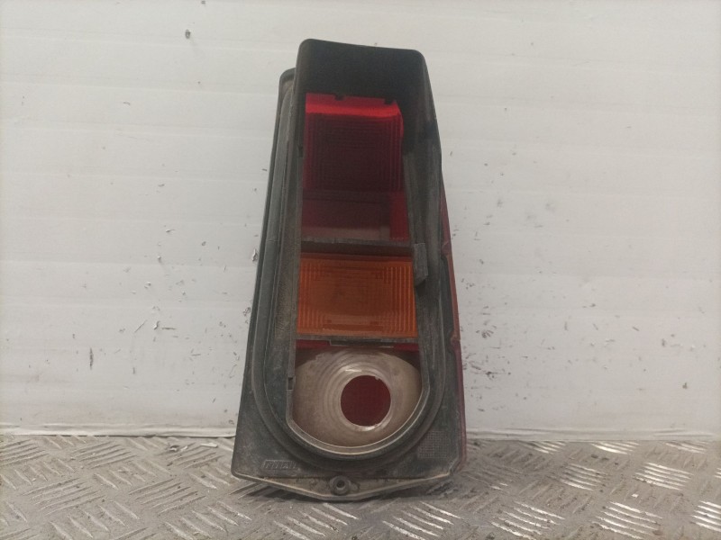 Recambio de piloto trasero izquierdo para fiat panda referencia OEM IAM    Recambio de piloto trasero izquierdo para fiat panda referencia OEM IAM