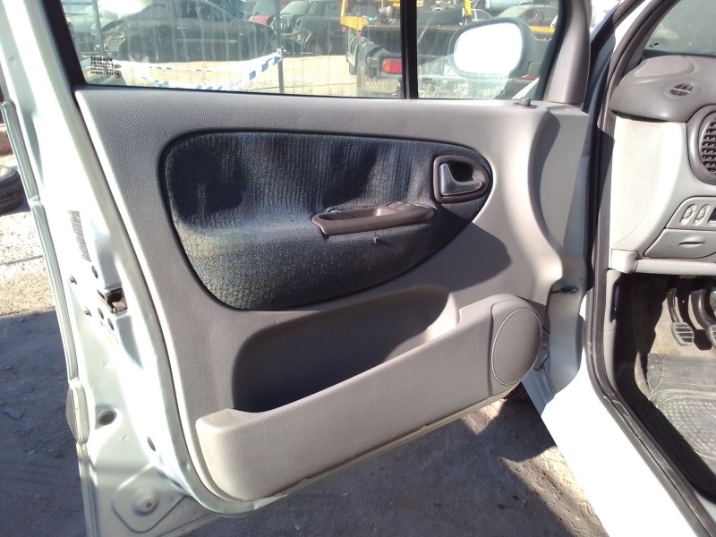 renault megane scenic rxe 1.9dti del año 1999