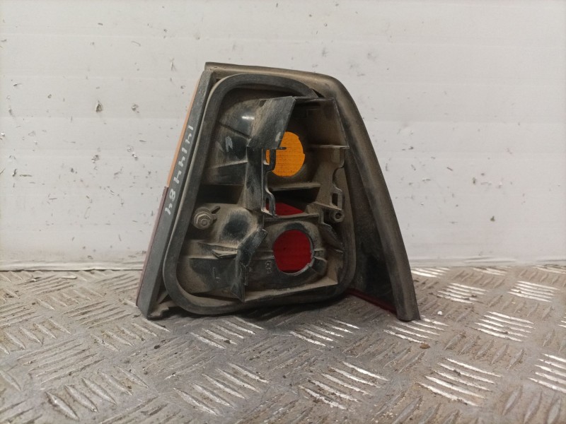 Recambio de piloto trasero izquierdo para volkswagen passat berlina (312) referencia OEM IAM   