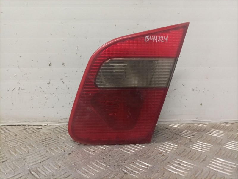 Recambio de piloto trasero derecho para mitsubishi carisma berlina 4 (da0) referencia OEM IAM    Recambio de piloto trasero derecho para mitsubishi carisma berlina 4 (da0) referencia OEM IAM