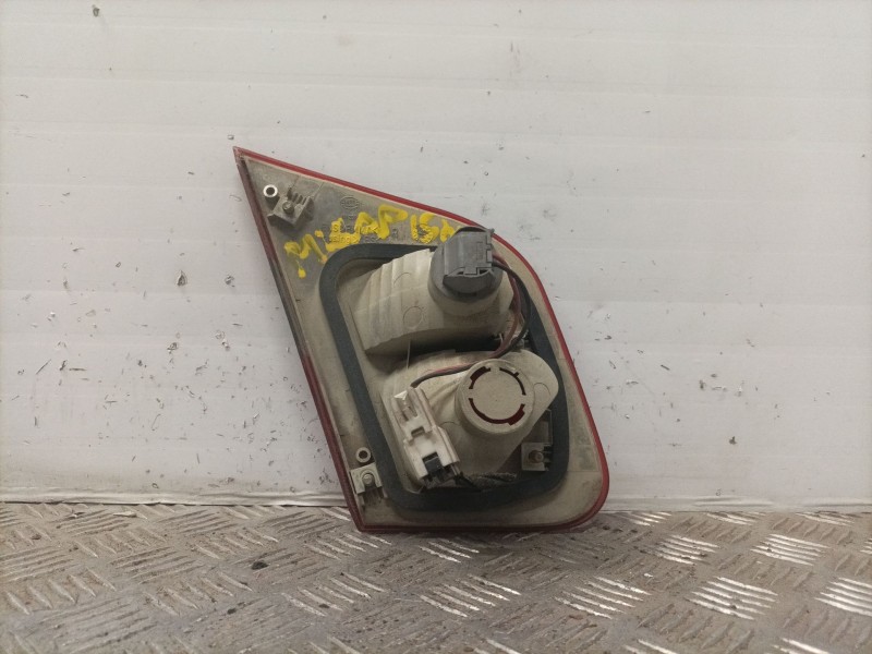 Recambio de piloto trasero derecho para mitsubishi carisma berlina 4 (da0) referencia OEM IAM    Recambio de piloto trasero derecho para mitsubishi carisma berlina 4 (da0) referencia OEM IAM