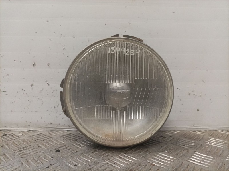 Recambio de faro izquierdo para mitsubishi montero (l040) 2.5 turbodiesel referencia OEM IAM    Recambio de faro izquierdo para mitsubishi montero (l040) 2.5 turbodiesel referencia OEM IAM