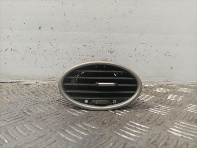Recambio de aireador calefaccion para ford focus berlina (cap) ghia referencia OEM IAM 6N41A014L21CAW  