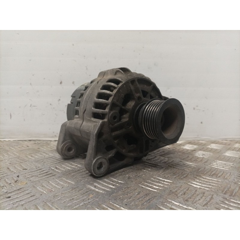 Recambio de alternador para bmw serie 3 berlina (e46) referencia OEM IAM 0123325011  