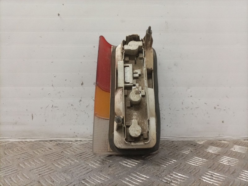 Recambio de piloto trasero derecho para nissan referencia OEM IAM   