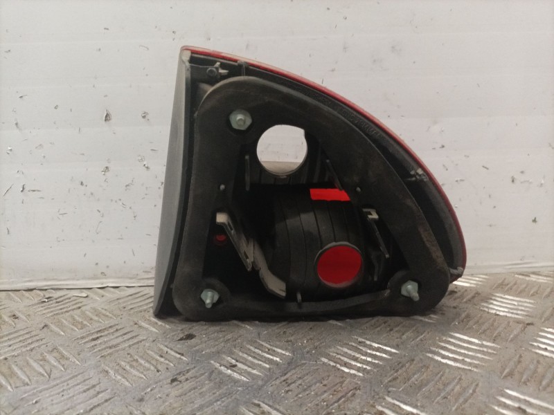 Recambio de piloto lateral izquierdo para seat referencia OEM IAM   