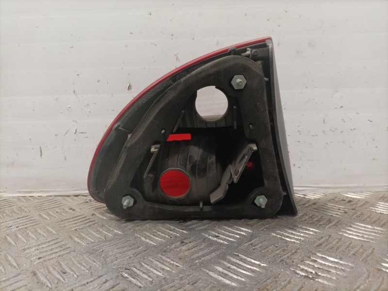 Recambio de piloto lateral derecho para seat referencia OEM IAM    Recambio de piloto lateral derecho para seat referencia OEM IAM