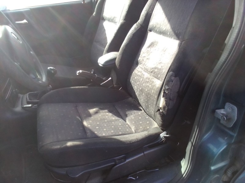 opel vectra c berlina del año 2002