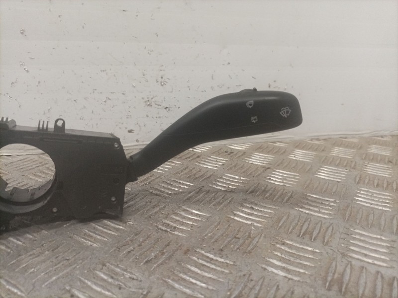 Recambio de com2000 para seat ibiza (6l1) 1.9 tdi referencia OEM IAM 6Q0953503CE  