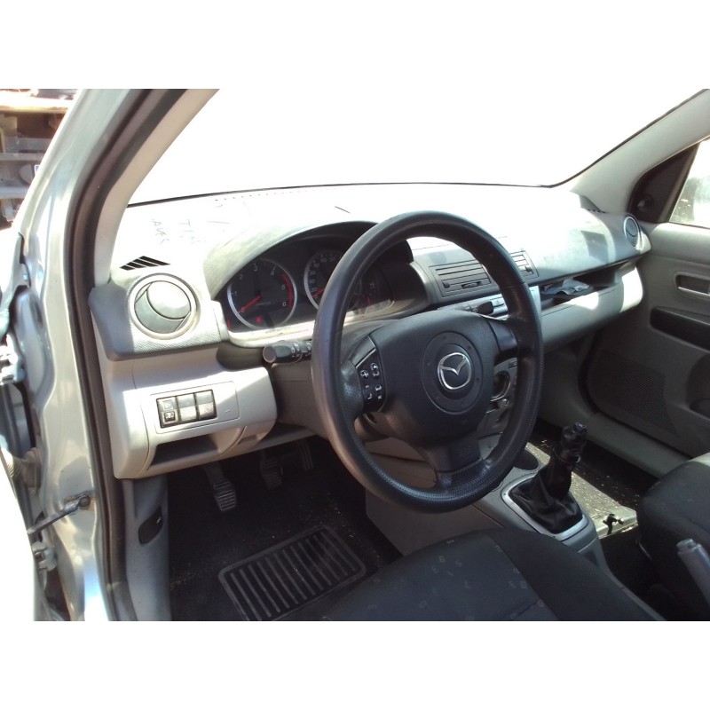 mazda 2 berlina (dy) del año 2003