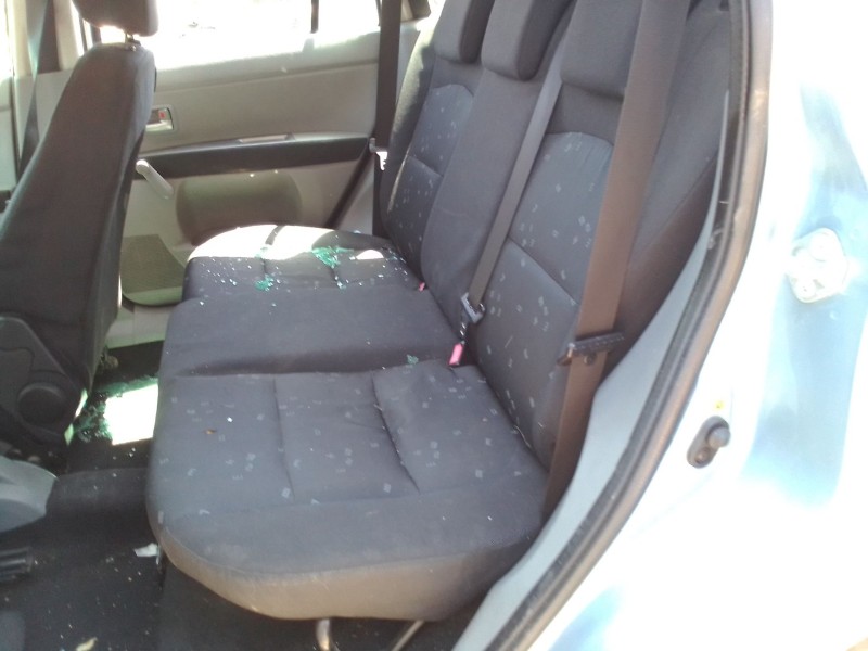 mazda 2 berlina (dy) del año 2003