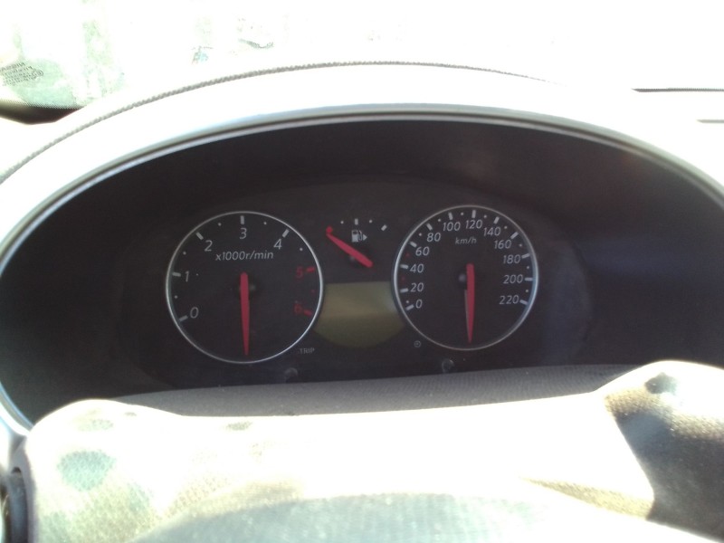 nissan micra (k12e) del año 2002