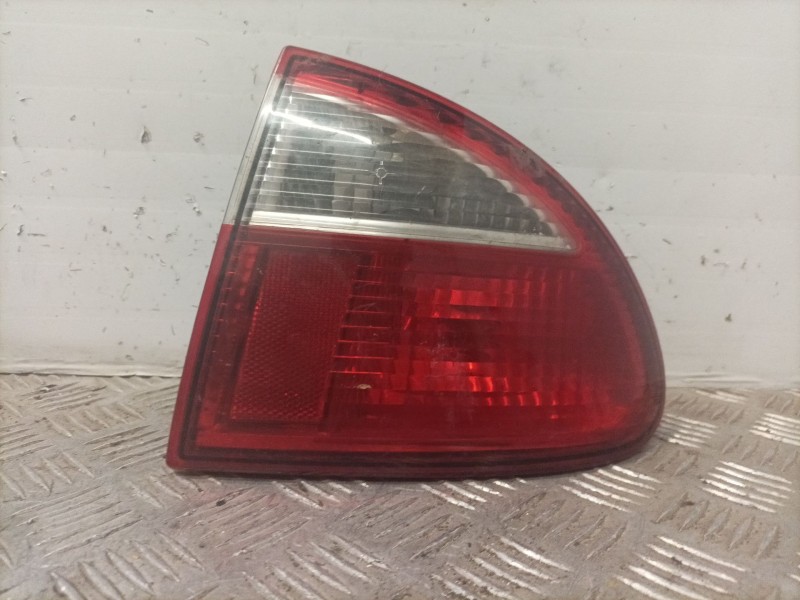 Recambio de piloto trasero derecho para seat leon (1m1) stella referencia OEM IAM   