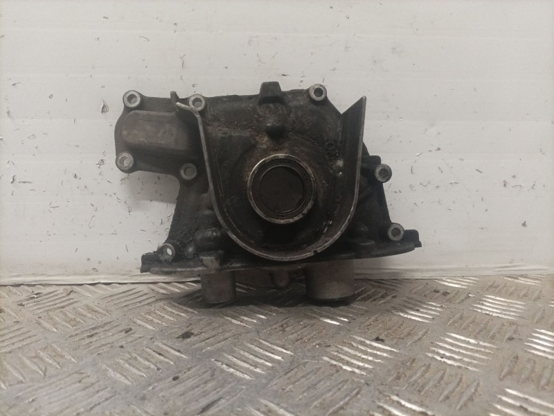 Recambio de bomba aceite para opel insignia berlina cosmo referencia OEM IAM 55566000  