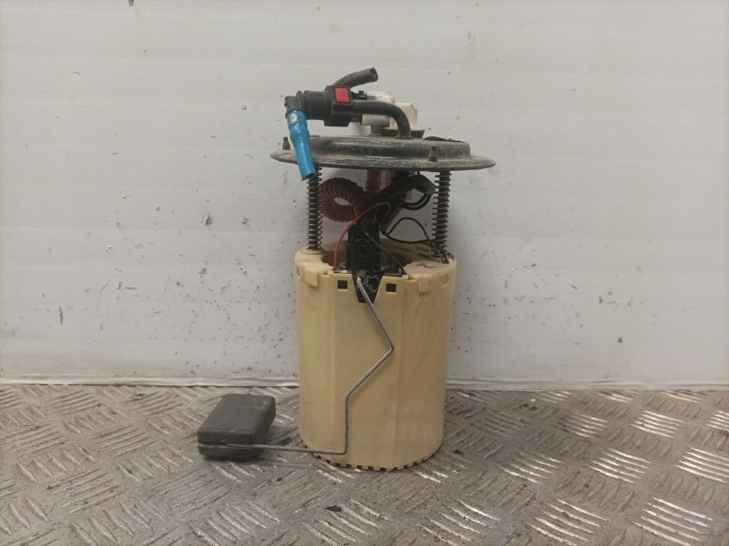 Recambio de aforador para kia sephia ll referencia OEM IAM K2NC1335Z F00T058506 