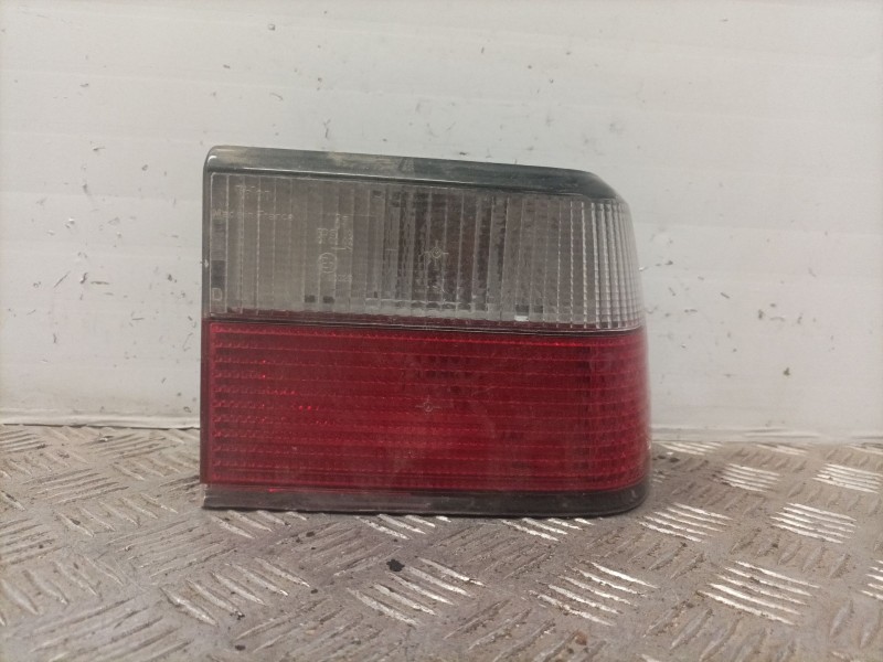 Recambio de piloto trasero derecho para citroen xantia berlina referencia OEM IAM    Recambio de piloto trasero derecho para citroen xantia berlina referencia OEM IAM