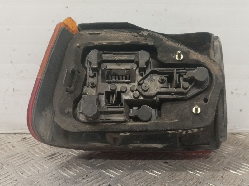 Recambio de piloto trasero derecho para seat ibiza 1.0 sl referencia OEM IAM   