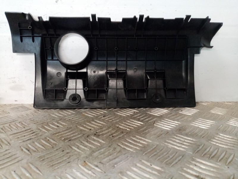 Recambio de tapa motor para peugeot 207 sw referencia OEM IAM M04013A150F 58592680 