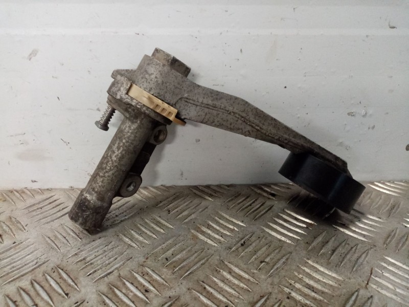 Recambio de tensor correa auxiliar para peugeot 207 sw referencia OEM IAM V75710158003  