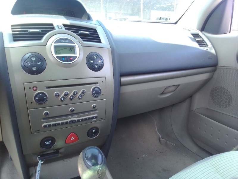 renault megane ii coupe/cabrio del año 2003