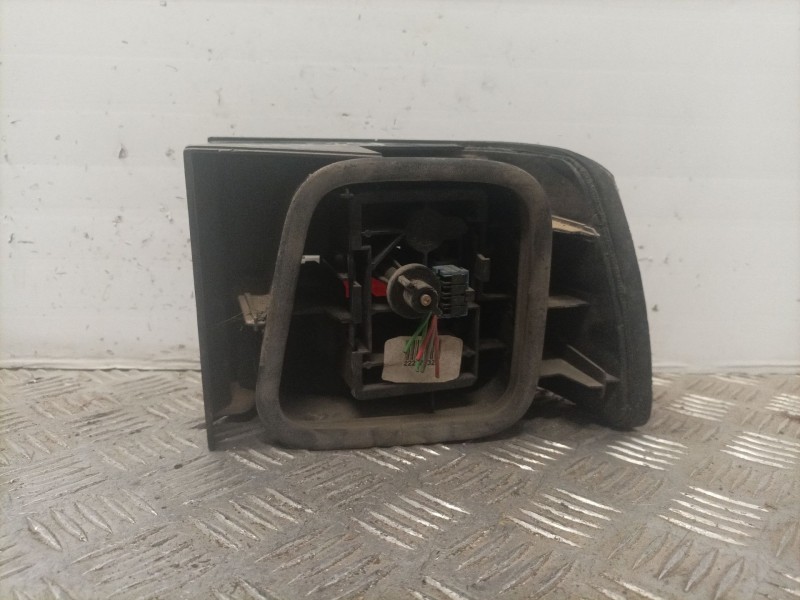 Recambio de piloto trasero izquierdo para citroen xantia berlina referencia OEM IAM   