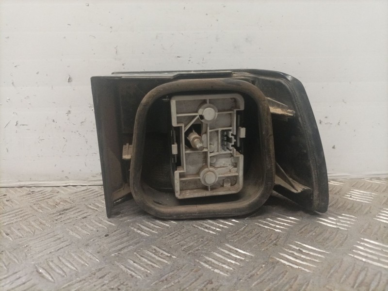 Recambio de piloto trasero izquierdo para citroen xantia berlina referencia OEM IAM    Recambio de piloto trasero izquierdo para citroen xantia berlina referencia OEM IAM