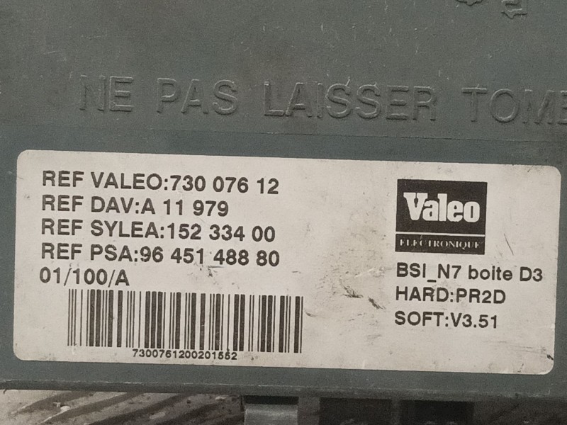 Recambio de caja reles / fusibles para citroen xsara berlina 1.9 d sx referencia OEM IAM 73007612 9645148880 BS1N7BOITED3