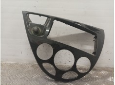 Recambio de mascara central de salpicadero para ford focus berlina (cak) trend referencia OEM IAM 2M5XA047A04A  