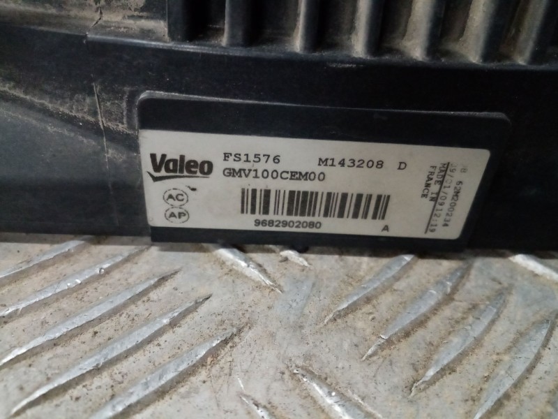 Recambio de electroventilador para peugeot 207 sw referencia OEM IAM 9682902080  