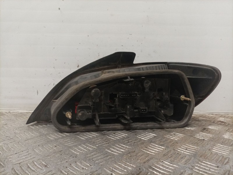 Recambio de piloto trasero izquierdo para peugeot 406 berlina (s1/s2) referencia OEM IAM   