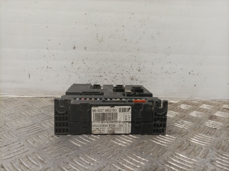 Recambio de caja reles / fusibles para peugeot 207 referencia OEM IAM 9663798280 BSI  Recambio de caja reles / fusibles para peugeot 207 referencia OEM IAM 9663798280 BSI