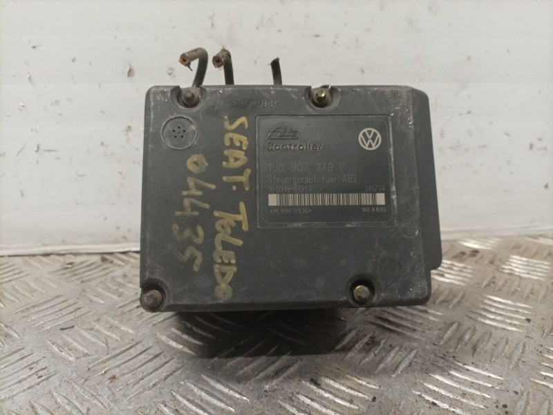 Recambio de abs para seat toledo (1m2) 1.9 tdi referencia OEM IAM 1J0614117D  