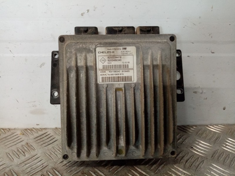 Recambio de centralita motor uce para renault megane ii berlina 5p referencia OEM IAM 8200334419 8200469340 