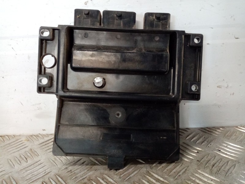 Recambio de centralita motor uce para renault megane ii berlina 5p referencia OEM IAM 8200334419 8200469340 