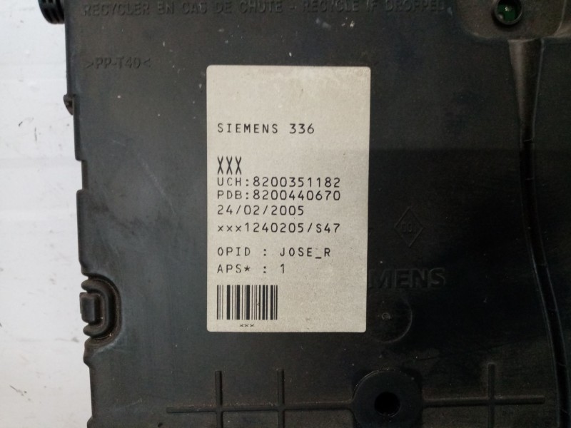 Recambio de uch para renault megane ii berlina 5p referencia OEM IAM 8200351182 8200440670 