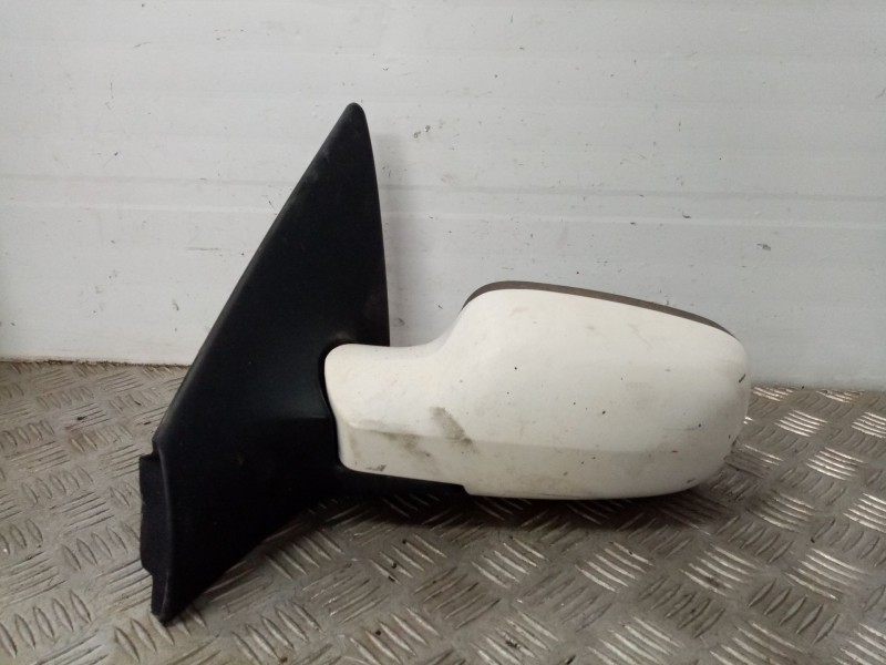 Recambio de retrovisor izquierdo para renault megane ii berlina 5p referencia OEM IAM 0  