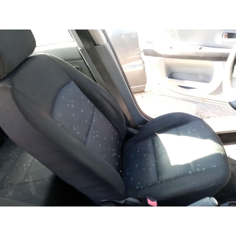 Recambio de asiento delantero izquierdo para mazda 2 berlina (dy) referencia OEM IAM   