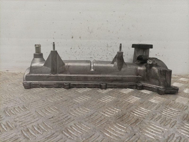 Recambio de tapa balancines para toyota auris referencia OEM IAM   