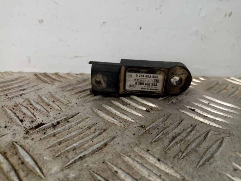 Recambio de sensor para renault megane classic rxe 1.9dti referencia OEM IAM 0281002566  