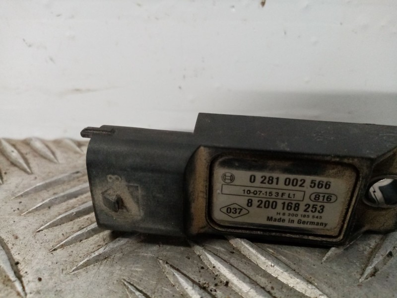 Recambio de sensor para renault megane classic rxe 1.9dti referencia OEM IAM 0281002566  