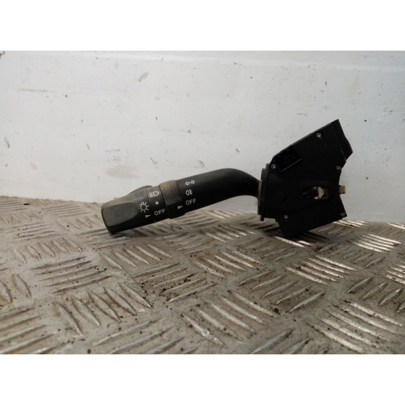Recambio de mando luces para mazda 2 berlina (dy) referencia OEM IAM 01142500  