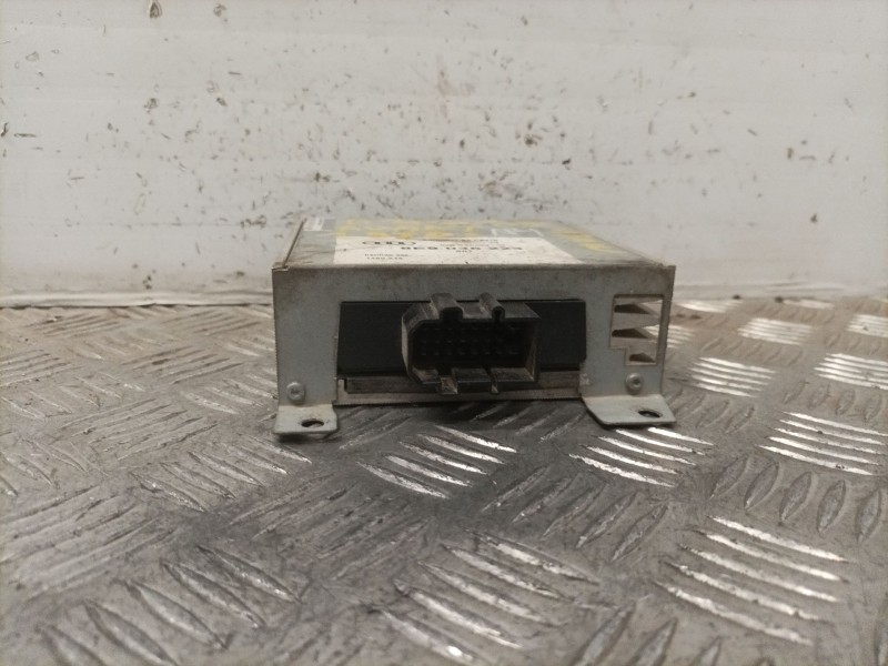Recambio de centralita motor uce para audi a4 avant (8e) referencia OEM IAM 8E9035223  