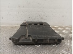 Recambio de caja reles / fusibles para renault megane ii classic berlina confort expression referencia OEM IAM 8200306434 S11840 2