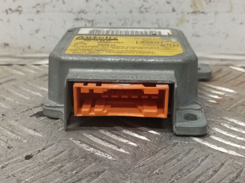 Recambio de centralita airbag para citroen xantia berlina 1.6 sx referencia OEM IAM 550740900 9639015480 