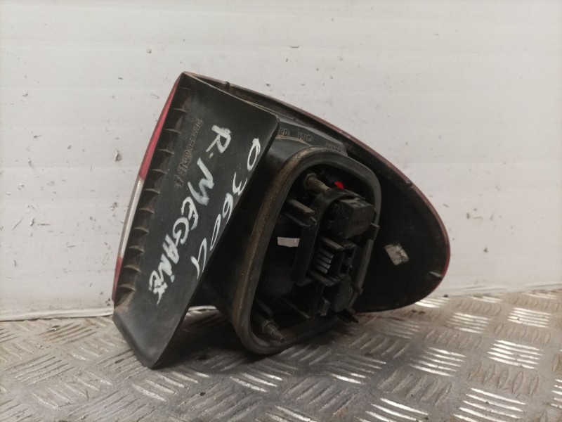 Recambio de piloto trasero izquierdo para renault megane i classic (la0) 1.9 dti diesel cat referencia OEM IAM   